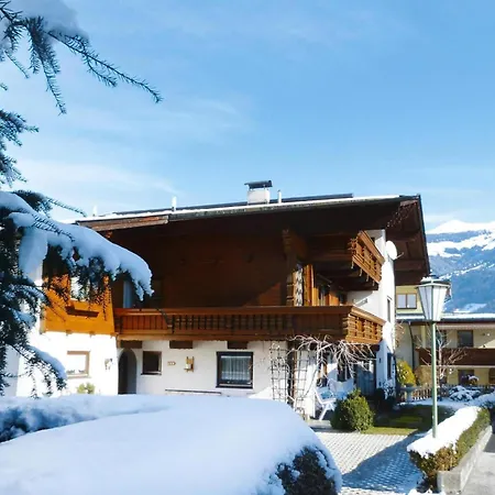 Country House In Zillertal Near Spieljochbahn, Cleaning Included Fuegen
