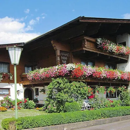Apartment Country House In Zillertal Near Spieljochbahn, Cleaning Included Fuegen