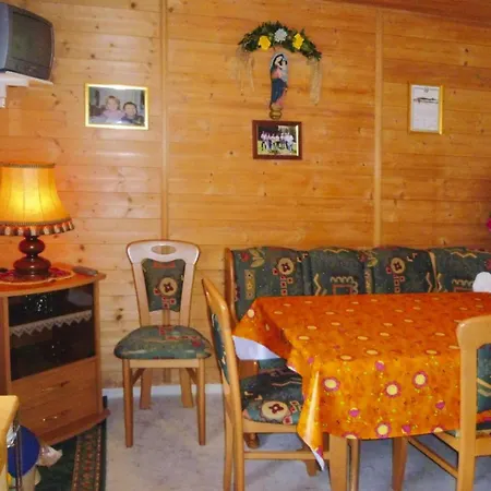 Country House In Zillertal Near Spieljochbahn, Cleaning Included Fuegen