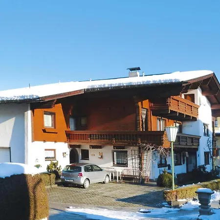 Country House In Zillertal Near Spieljochbahn, Cleaning Included Fuegen